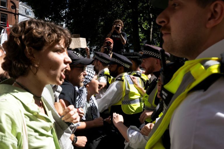 Supporters of Proscribed Palestinian Advocacy Group Detained During London Demonstration