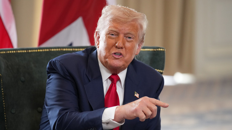 Trump Orders Nuclear Submarines Near Russia in Reaction to Medvedev’s Remarks
