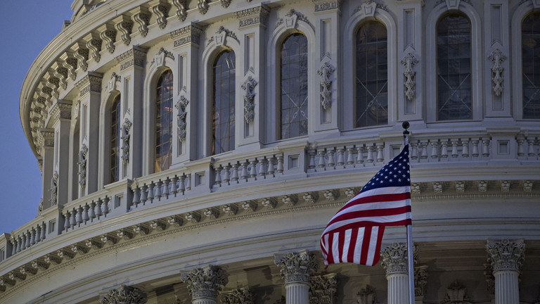US Lawmakers Introduce $54.6 Billion Aid Package for Ukraine