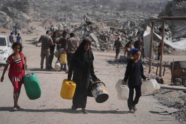 Aid Efforts Hampered in Gaza Despite Ceasefire