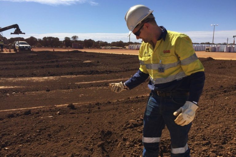 Australia Seeks to Fill Rare-Earth Supply Gap Amid China’s Export Restrictions