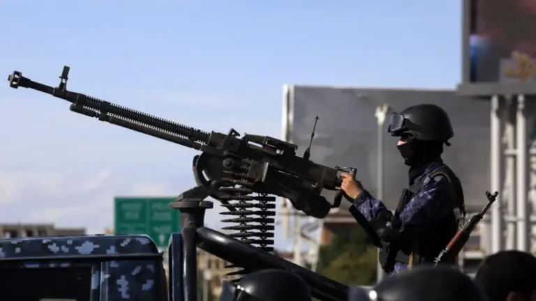 Houthis Launch Ballistic Missiles at Israel, Vow Continued Strikes