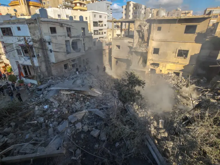 Spain’s Sanchez Warns Israel Targets Lebanon for Gaza-Style Destruction