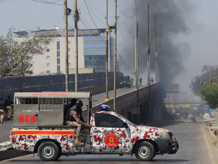 Nine Dead as Protesters Storm US Consulate in Karachi