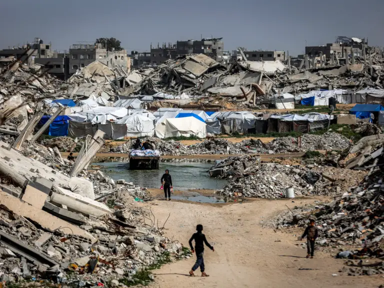 US Demands Hamas Disarmament as Gaza Death Toll Surpasses 72,000