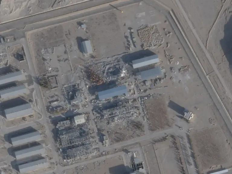 FILE PHOTO: A satellite imagery taken on February 1, 2026, shows a new roof over a previously destroyed building at Isfahan nuclear site, Iran. 2026 PLANET LABS PBC/Handout via REUTERS THIS IMAGE HAS BEEN SUPPLIED BY A THIRD PARTY. MANDATORY CREDIT./File Photo