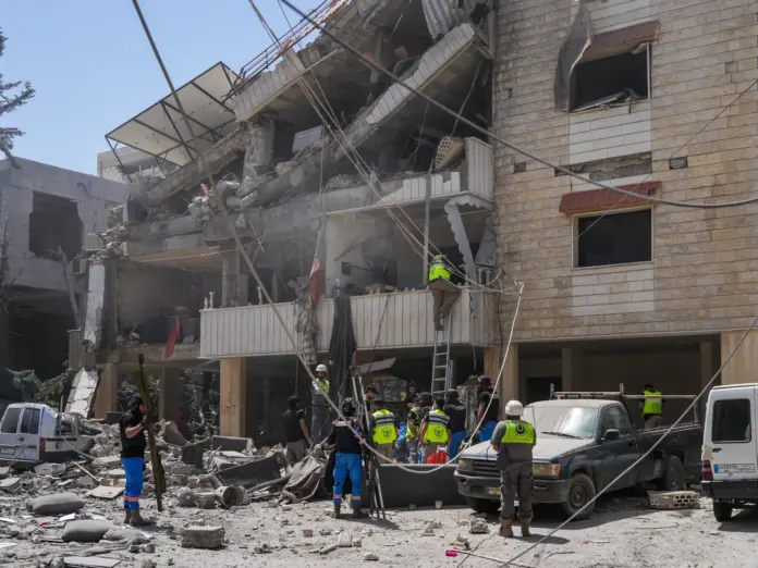 Israeli strikes Lebanon