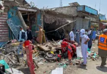 Bomb-Laden Rickshaw Kills Nine in Northwestern Pakistan Market