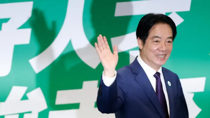 Taiwan independence warning