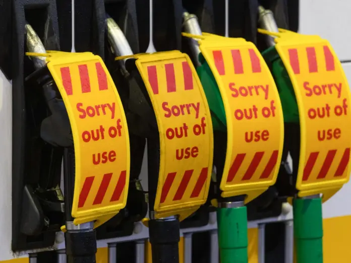 UK Russian fuel sanctions