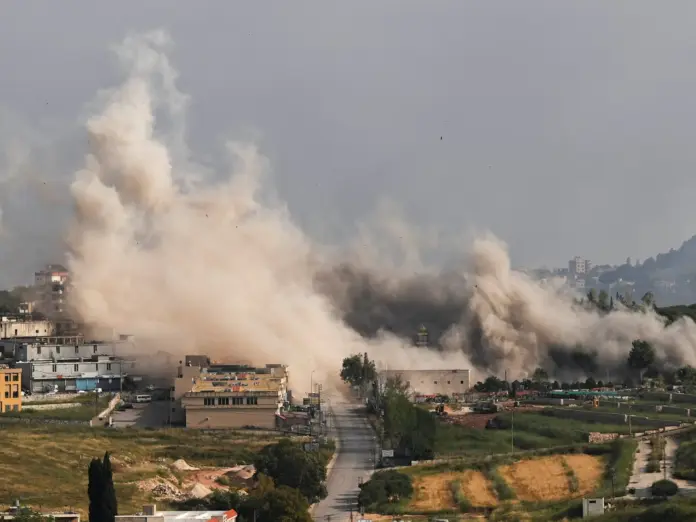 Israeli strikes Lebanon