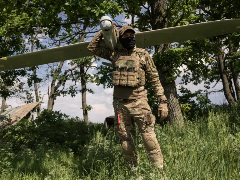 Ukrainian drones strike Russian oil