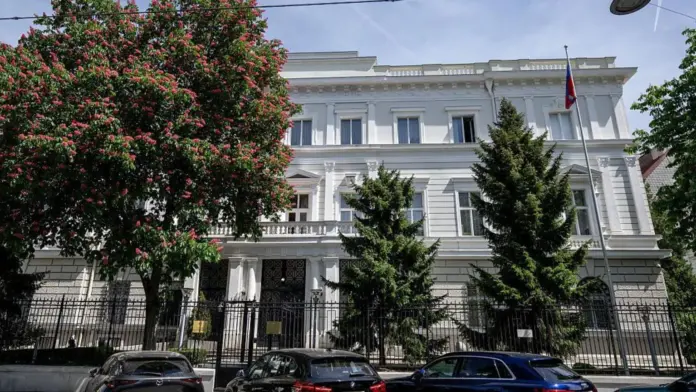 Austria expels Russian diplomats