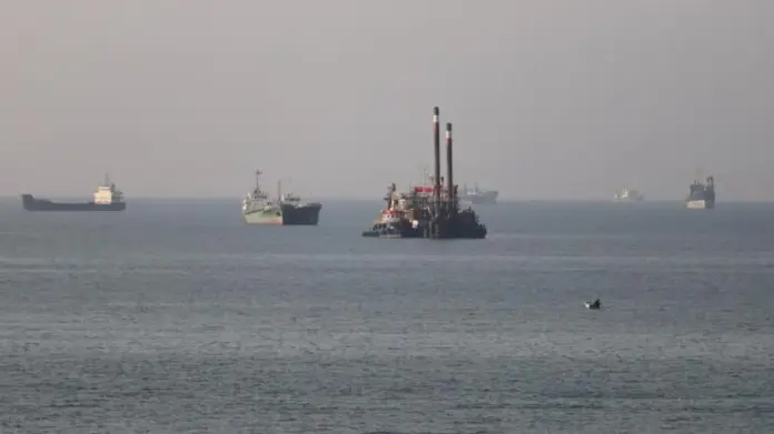 Iran Hormuz crisis