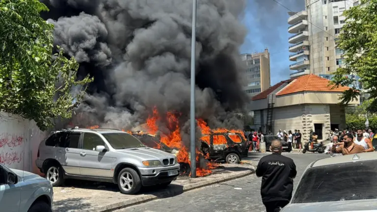 Israeli strikes Lebanon