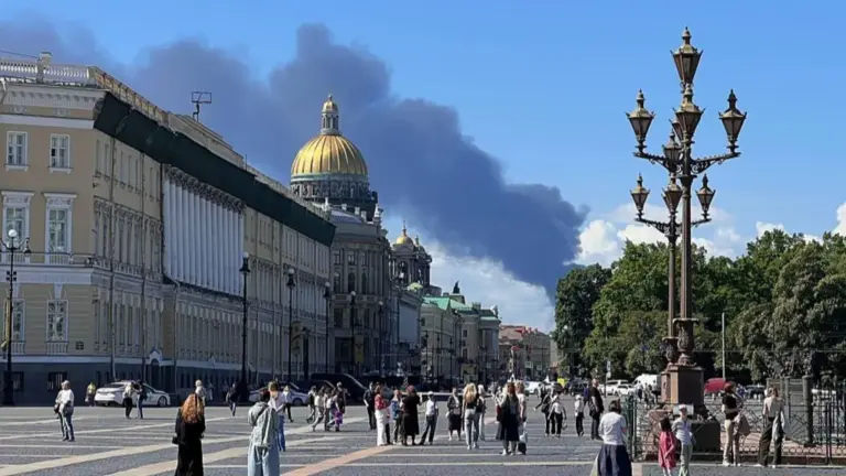 drones strike St Petersburg